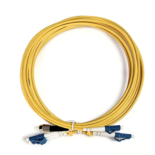 Maintenance of 4-core butterfly-shaped optical fiber cable