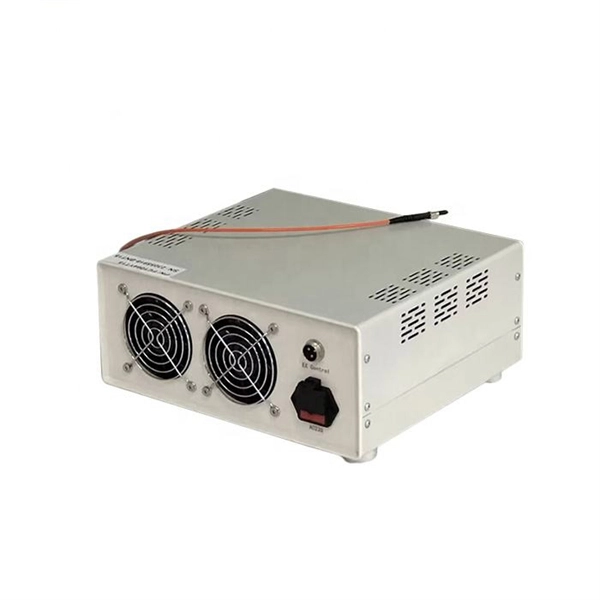 Does the switch use two pigtails for connection