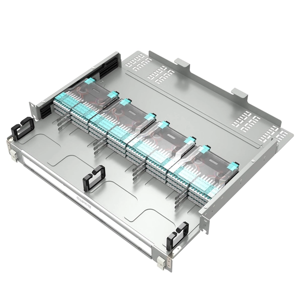 What method is used to measure attenuation in the middle section of optical cable