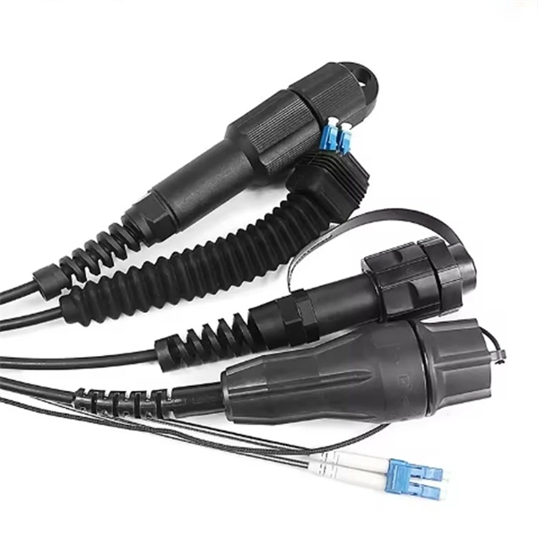 Which cable should be connected to the fiber optic cold splice