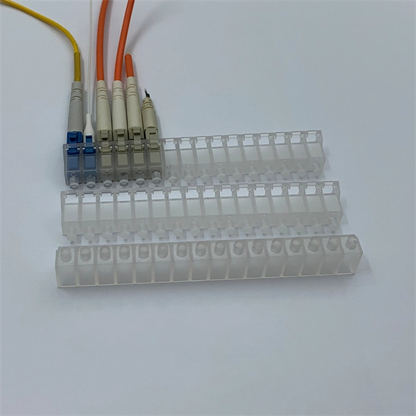 Price Trend of Fiber Optic Gratings in Vietnam