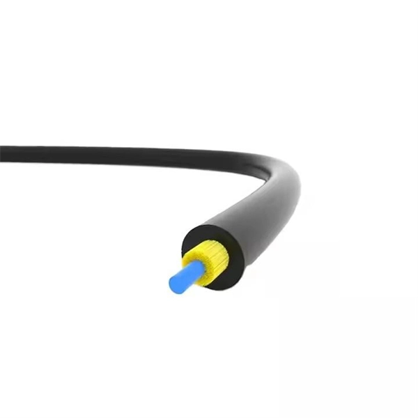 Does outdoor fiber optic cable contain metal 