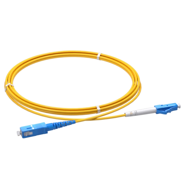 Lithuanian hollow-core fiber single-mode