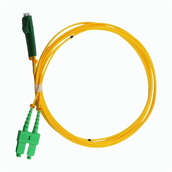 Fiber optic pigtail patch cord cutter