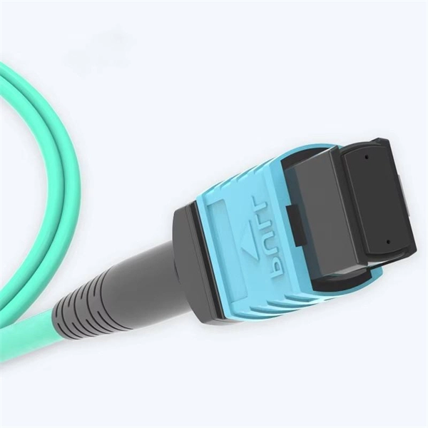 How to configure a 24-port optical switch