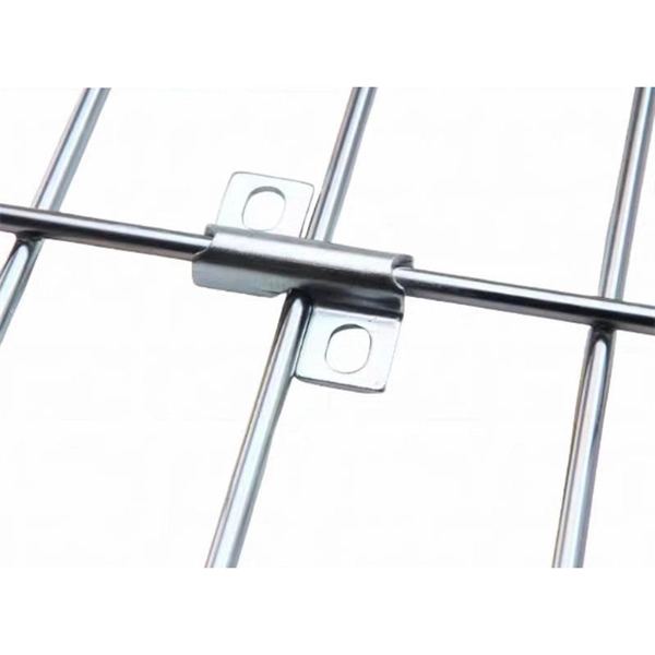 How to configure fiber optic cable to a switch