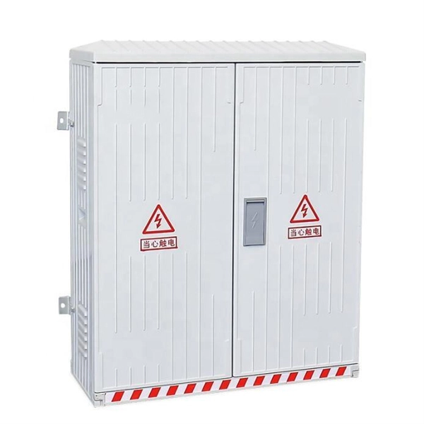 What are the requirements for fiber optic distribution boxes