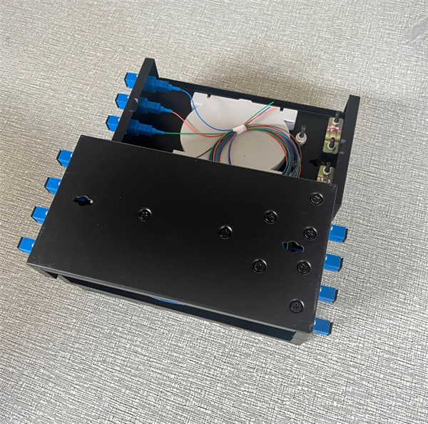 Only two cores of a 12-core fiber optic cable are connected 